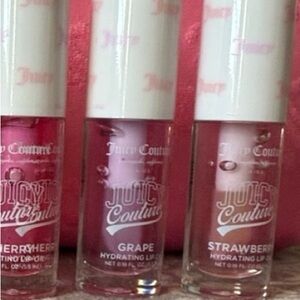 Juicy Couture Lip Oil-Strawberry